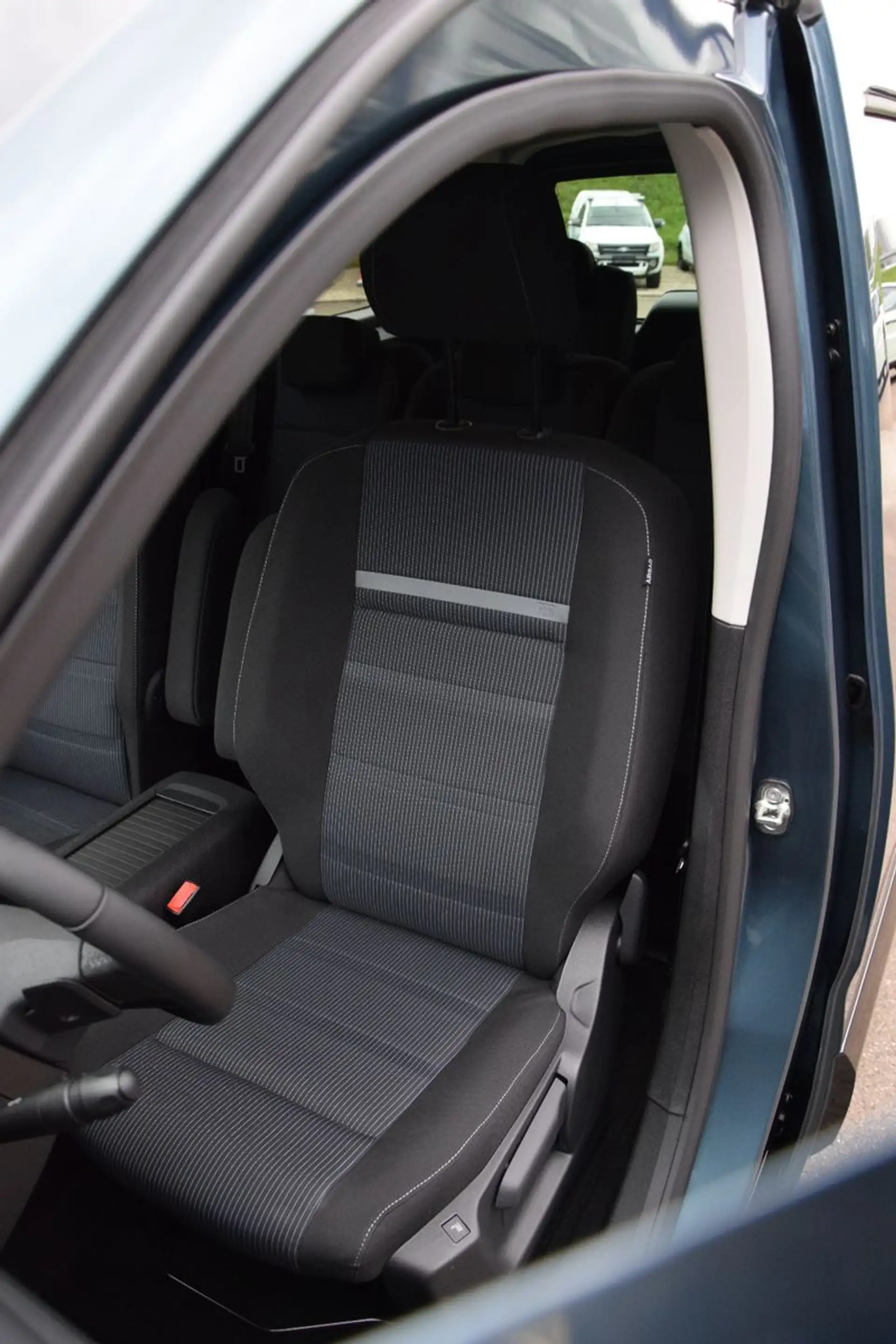 Fiat Qubo L BlueHDi 130 AT NAV 7-SITZE DACHRELING AHK — photo 11