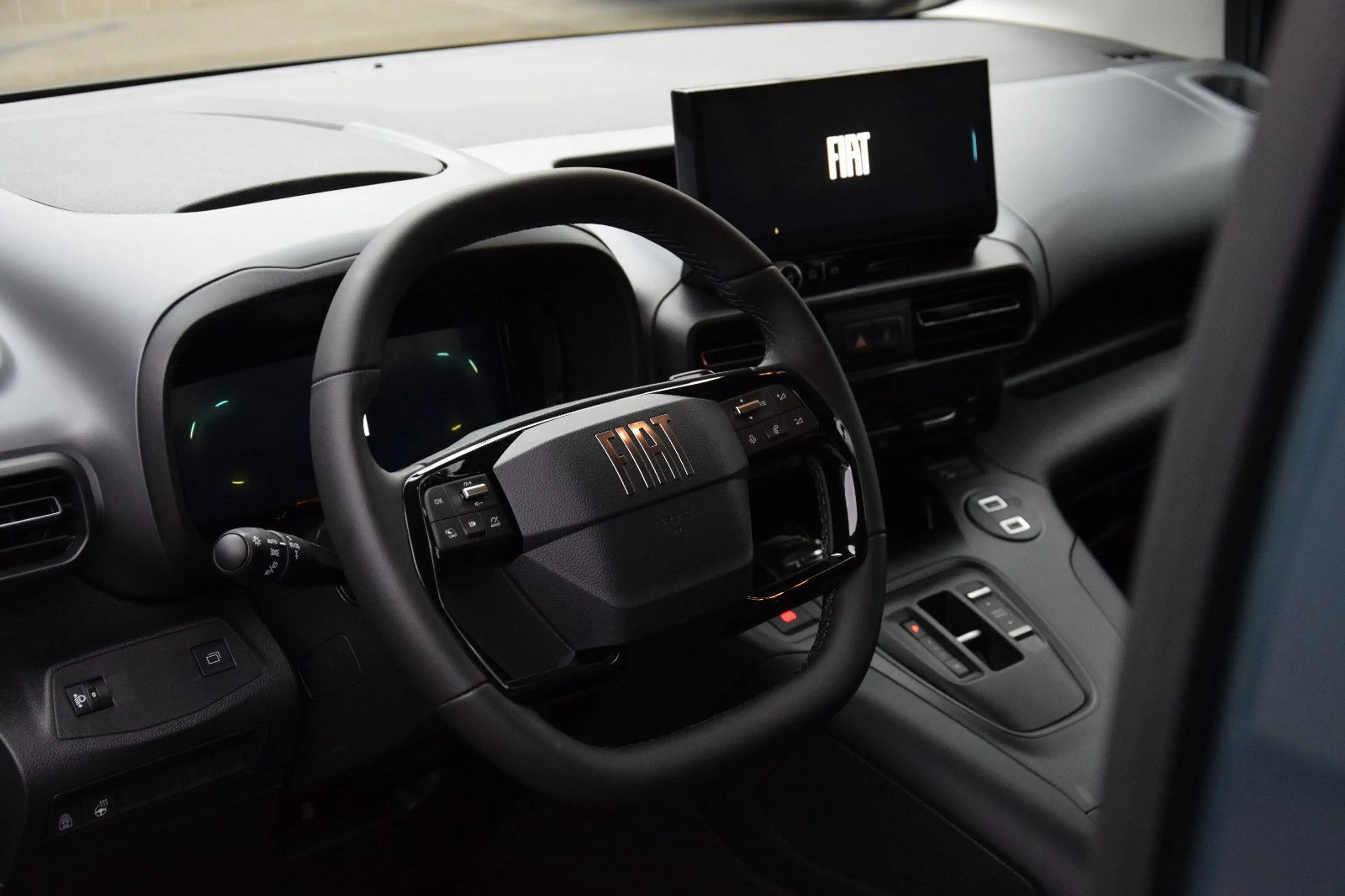 Fiat Qubo L BlueHDi 130 AT NAV 7-SITZE DACHRELING AHK — photo 13