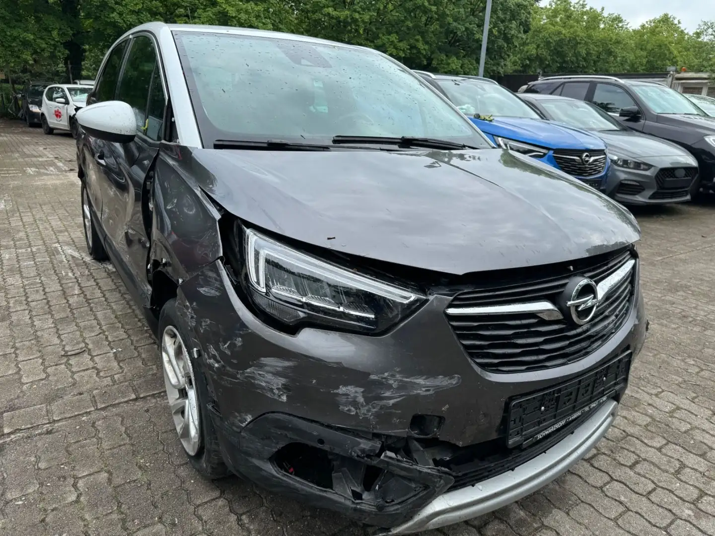 Opel Crossland X 1.2 DI Turbo 81kW INNOVATION S/S Grau - 2