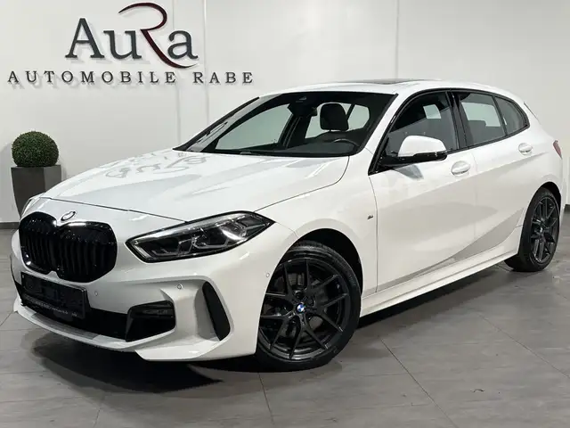 BMW 1 Series view 2