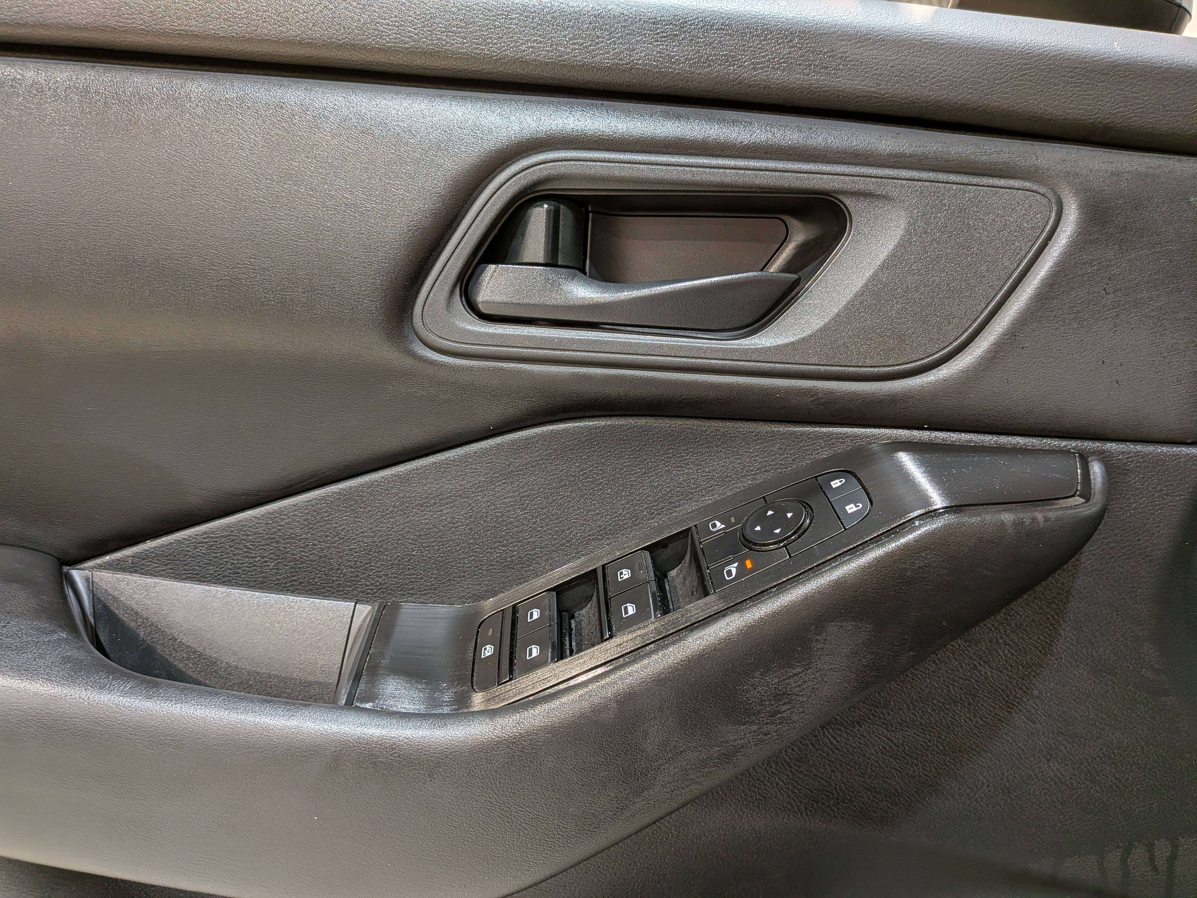 Nissan Rogue 2024
