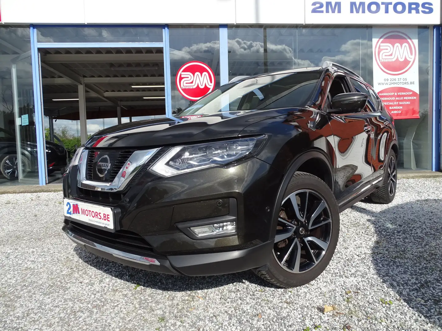 Nissan X-Trail 1.6 DIG-T 2WD Tekna Groen - 1