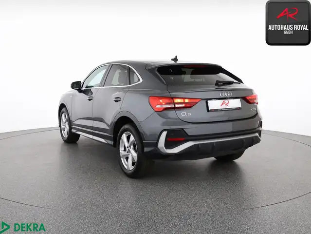Audi Q3 view 2