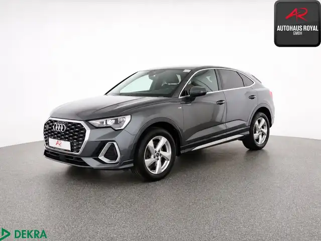 Audi Q3 main image