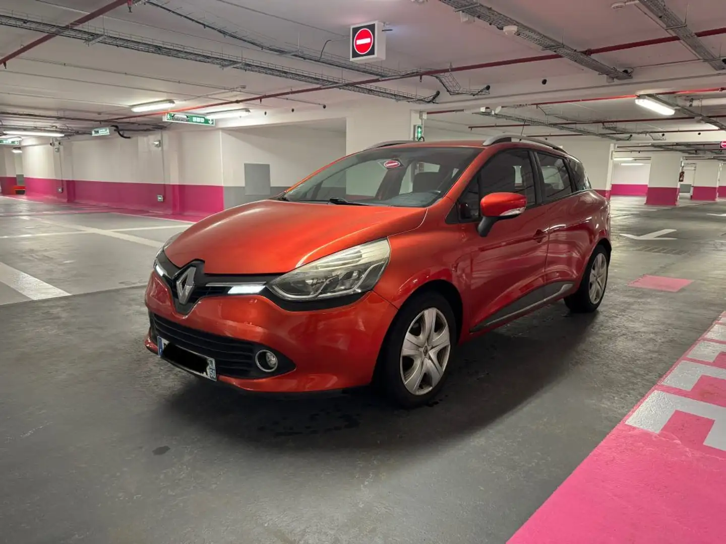 Renault Clio IV 1.5 dCi 90ch energy Intens eco² 90g Rouge - 1