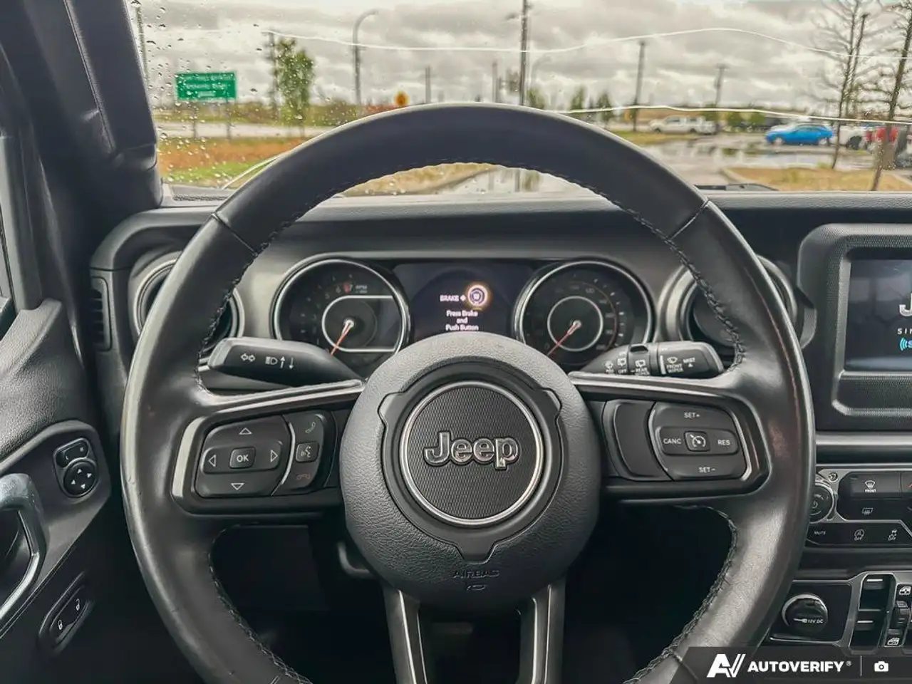 Jeep Wrangler снимка Jeep Wrangler