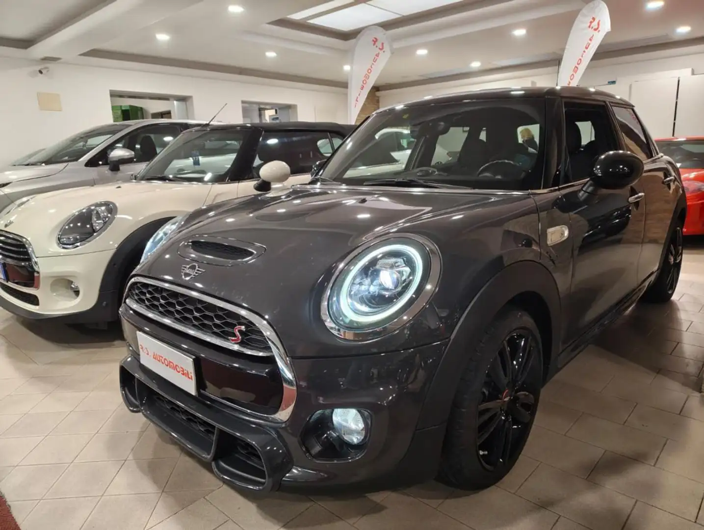 MINI Cooper S 2.0 190CV Cooper S Aut. 5 porte Grau - 2