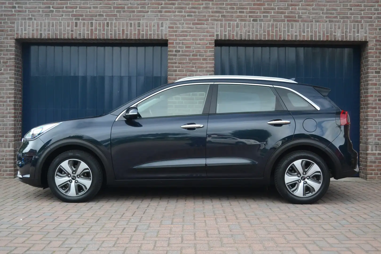 Kia Niro 1.6 GDi Hybrid DynamicLine | Trekhaak | Camera | A Blu/Azzurro - 2