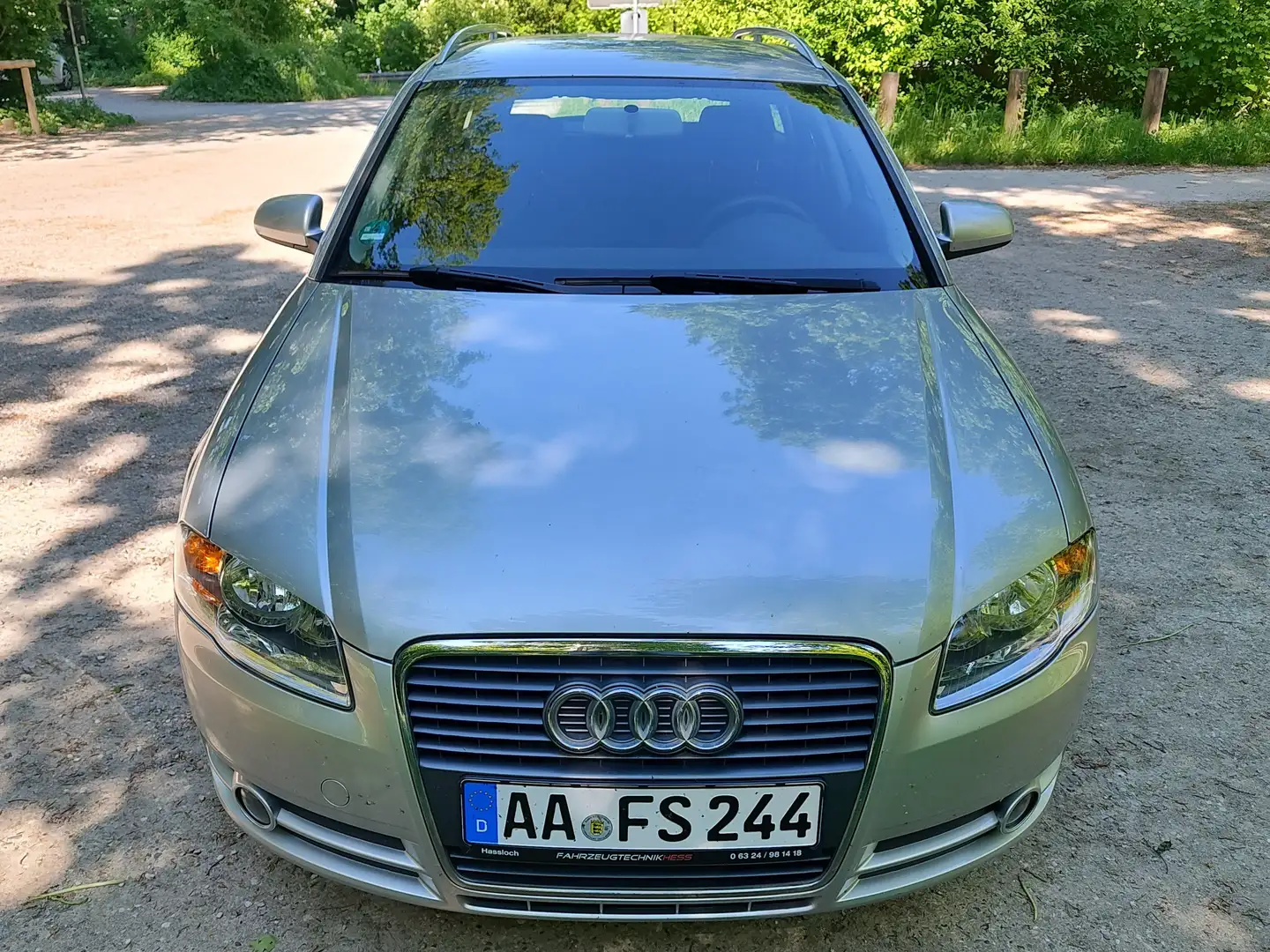 Audi A4 2.0 inkl. Garantie Navi/PDC/CarPlay/AndroidAuto Grau - 2
