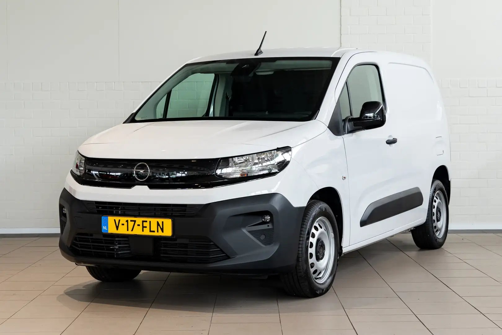 Opel Combo 1.5 BlueHDi 100 S&S L1 | 3 Zitplaatsen | Parkeerse Wit - 1