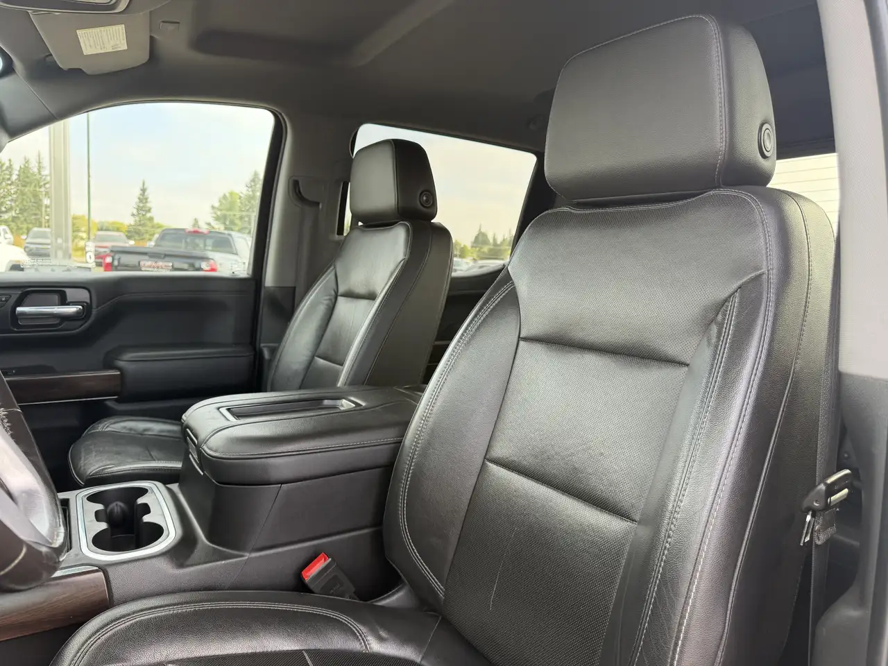 GMC Sierra 1500 снимка GMC Sierra 1500