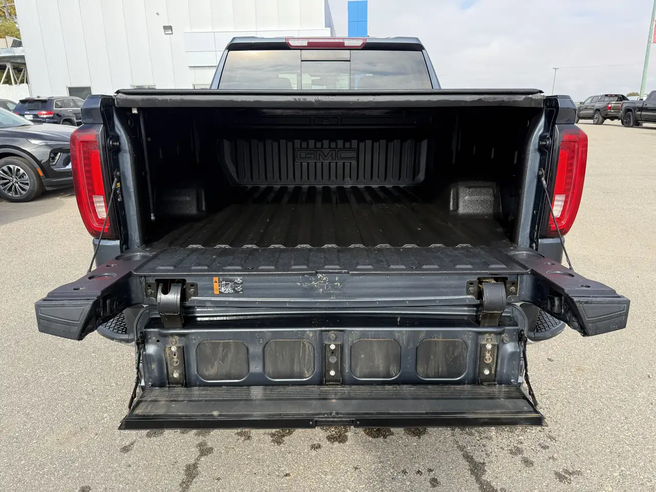 GMC Sierra 1500 снимка GMC Sierra 1500