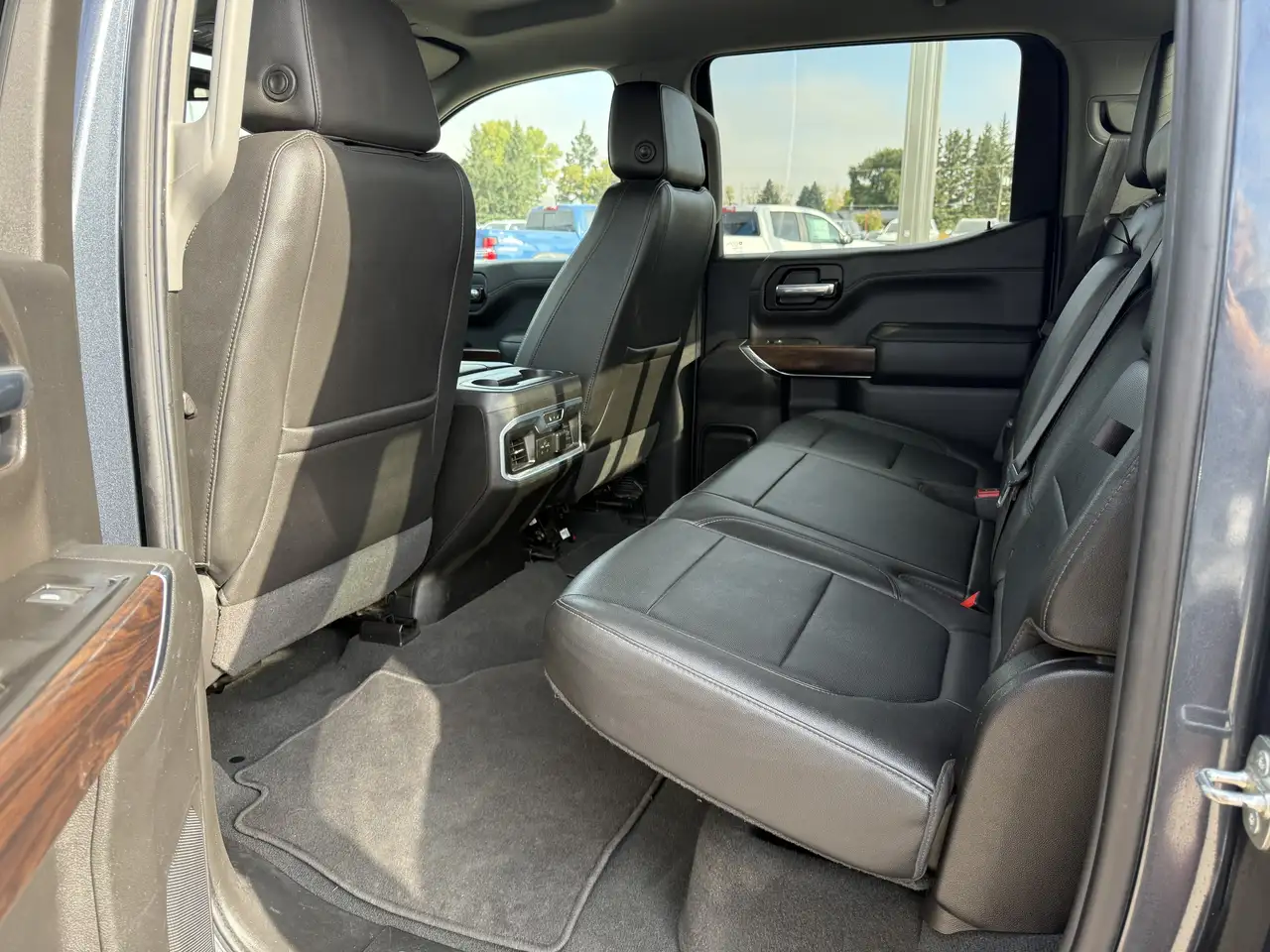 GMC Sierra 1500 снимка GMC Sierra 1500