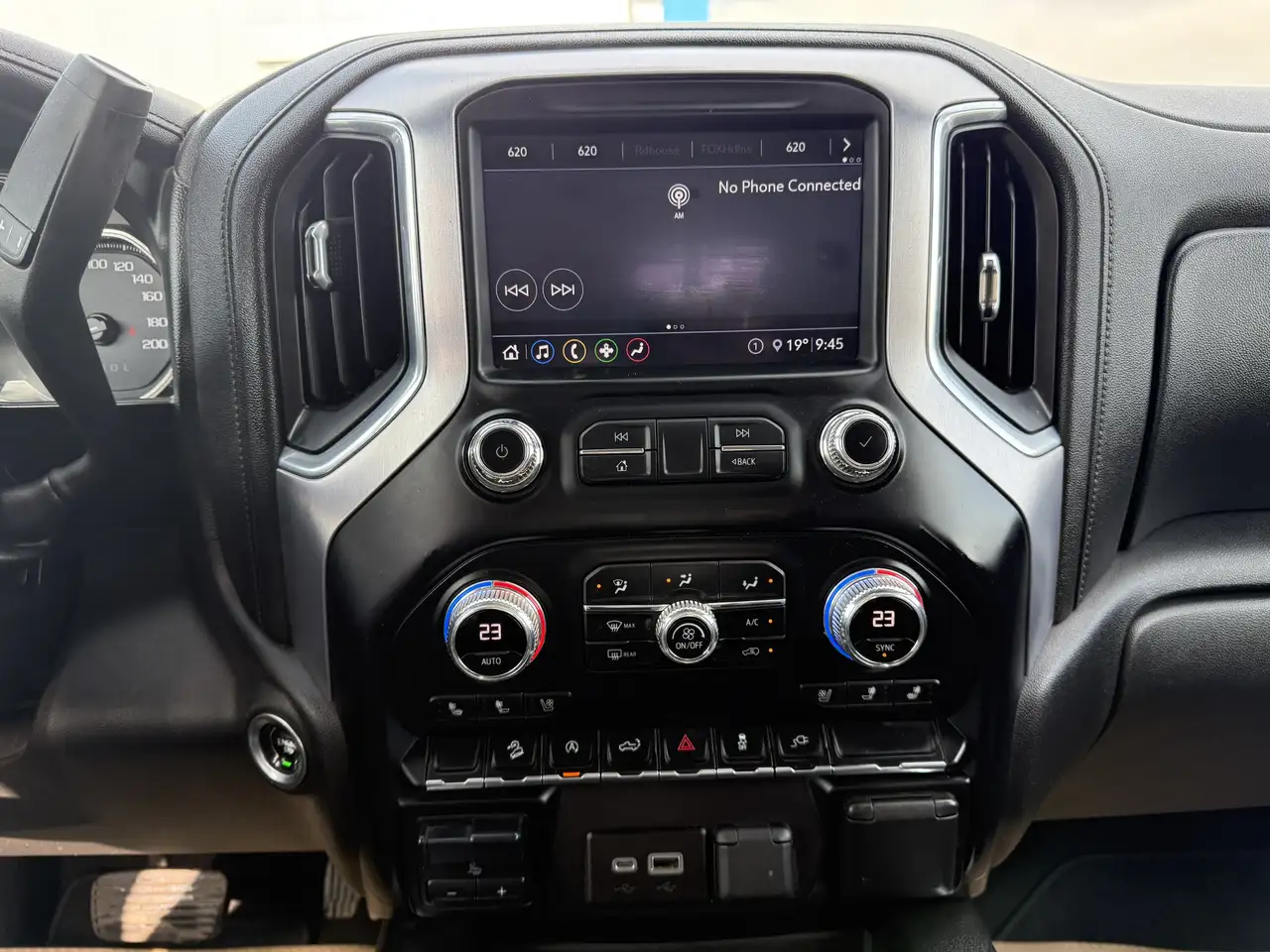 GMC Sierra 1500 снимка GMC Sierra 1500