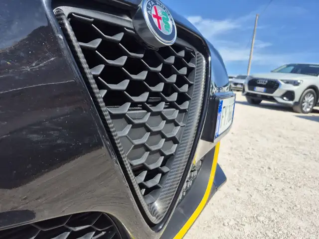 Alfa Romeo Giulietta view 12