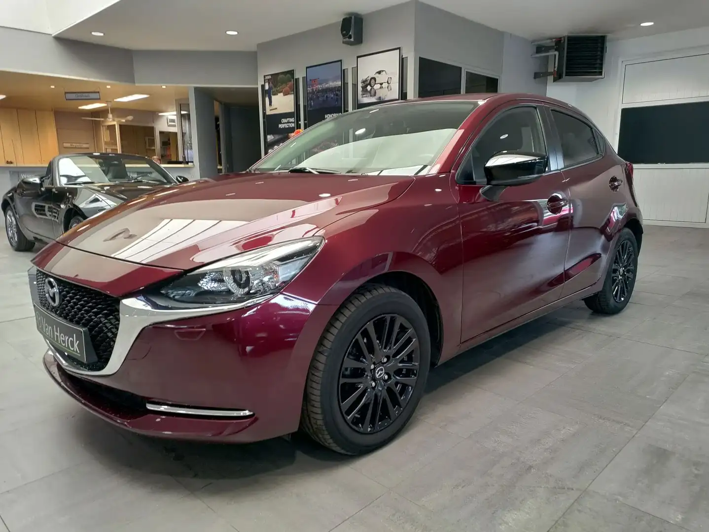 Mazda 2 e-SKYACTIV-G Homura - 1