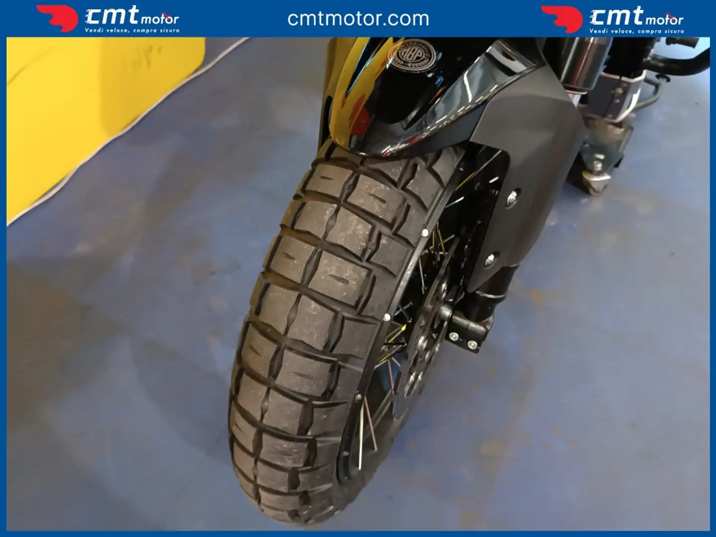 Benelli Leoncino 500 ABS - 2