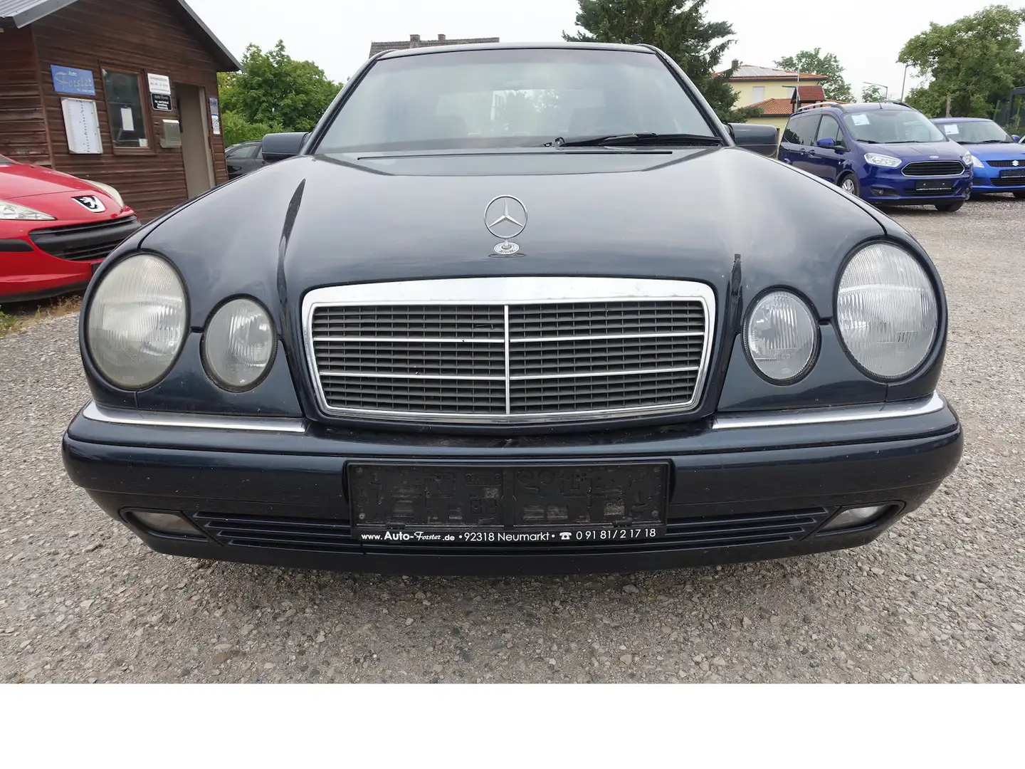 Mercedes-Benz E 230 E -Klasse Lim.Klima eGHSD 8xAlu rostfrei Schwarz - 2