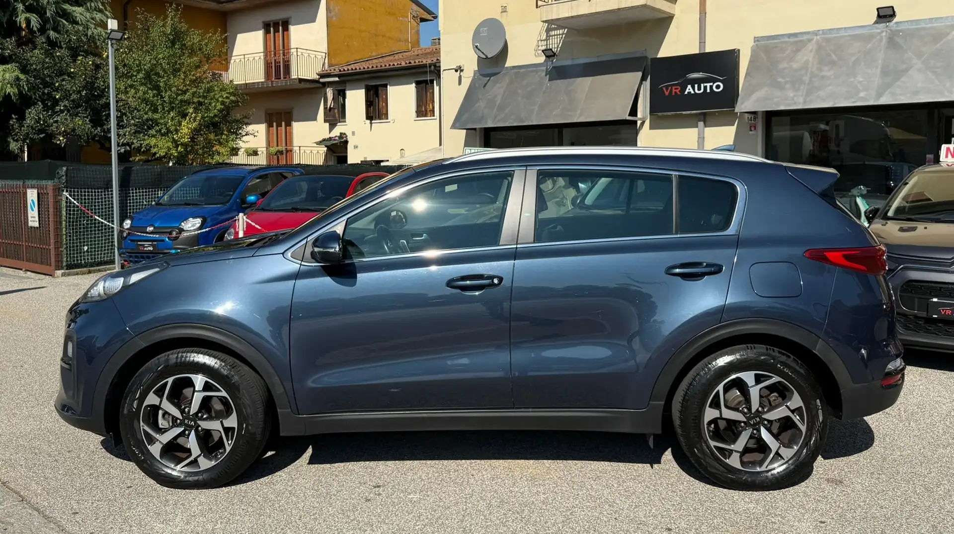 Kia Sportage HYBRID/diesel 1.6 crdi mhev Style 2wd 136cv EcoDyn Azul - 2