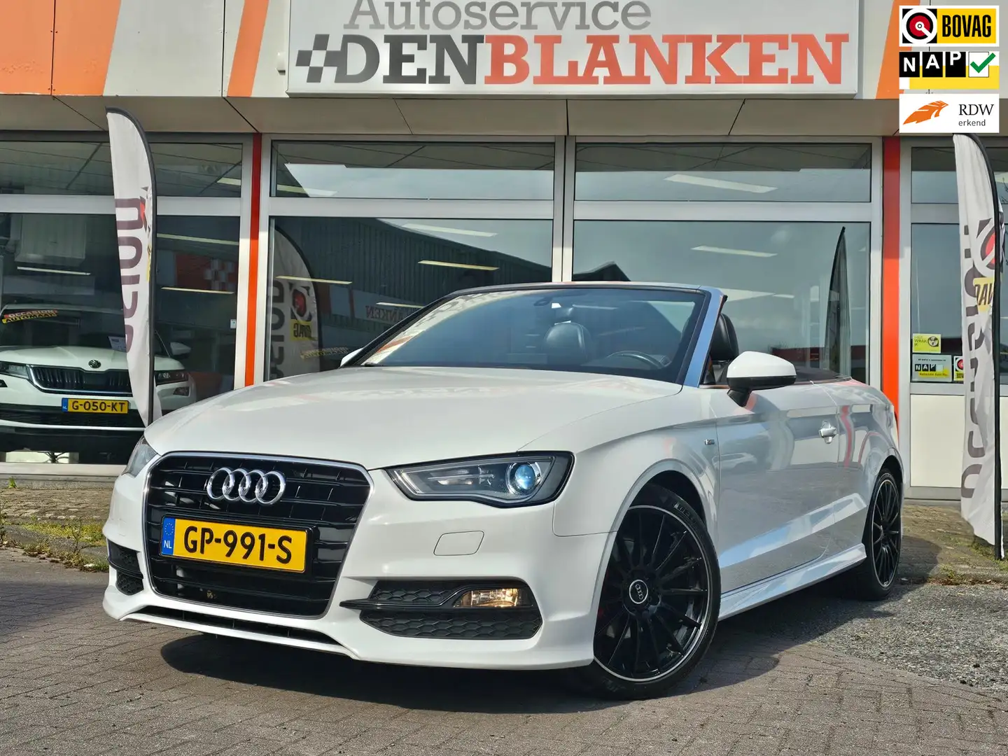 Audi A3 Cabriolet 1.4 TFSI CoD Ambition Sport Edition S Li Weiß - 1
