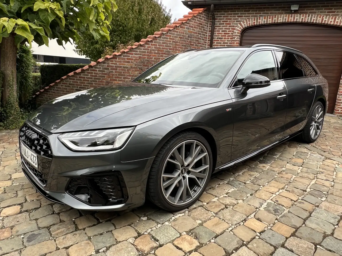 Audi A4 A4 Avant 35 TFSI S tronic S line"VERKOCHT-VENDUE"! Gris - 2