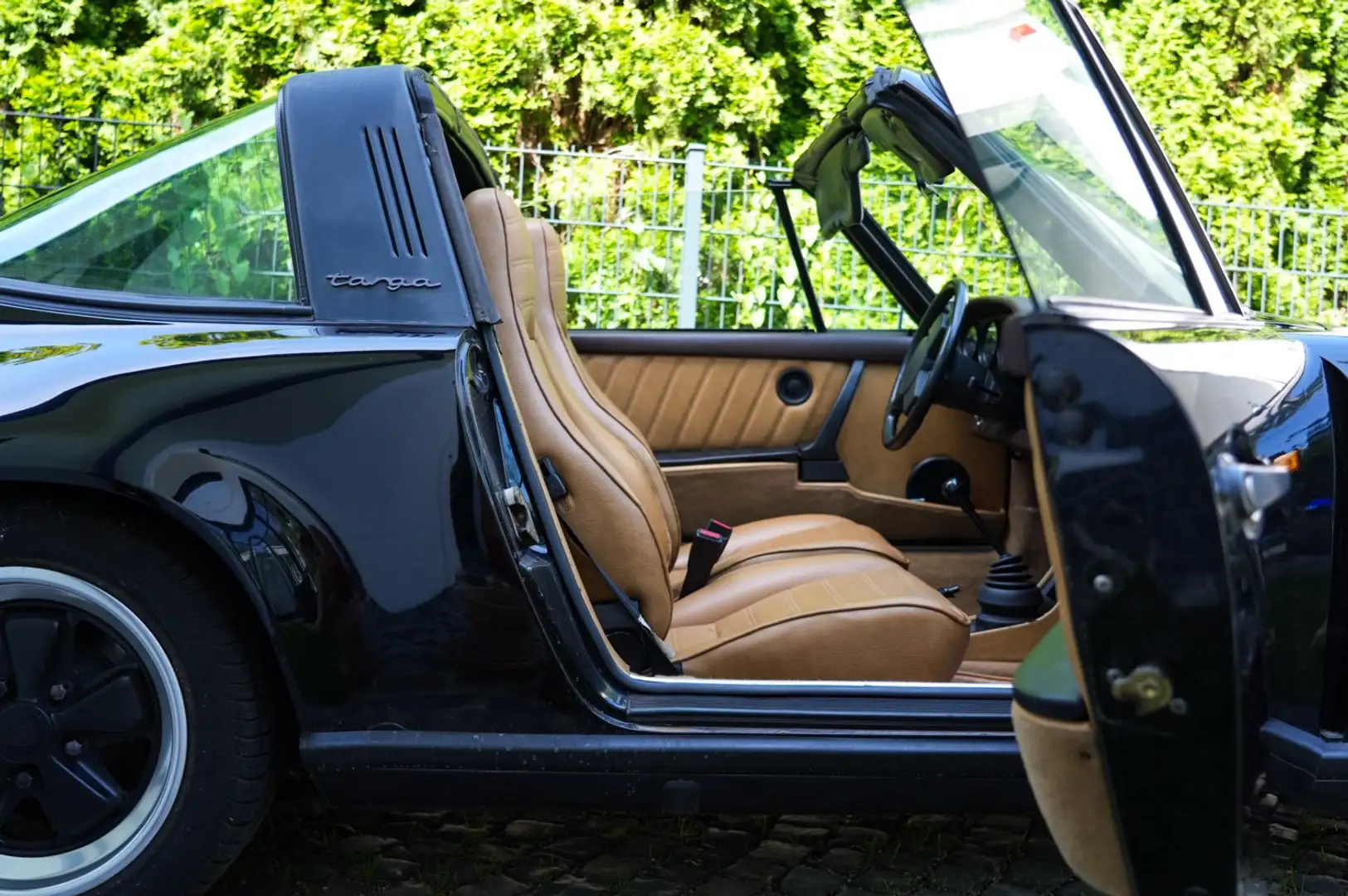 Porsche 911 Targa SC Fekete - 1