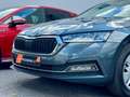 Skoda Octavia SW 2.0TDi Ambition *Cockpit*CarPlay*SGCHAUFF*CAM* Grau - thumbnail 2