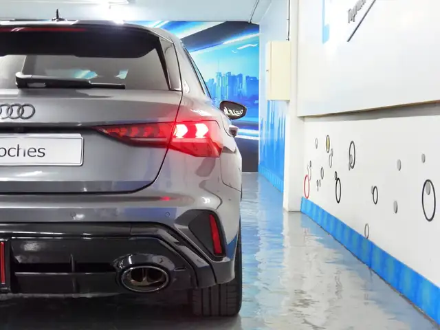Audi RS3 view 13