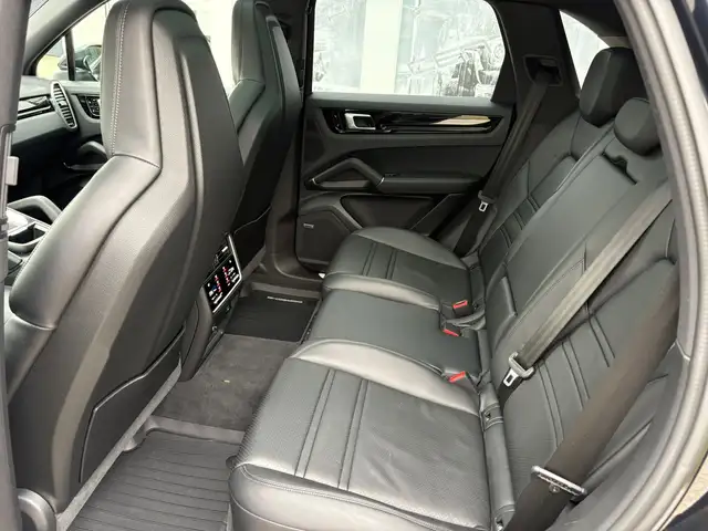 Porsche Cayenne Matrix Chrono Schale Panu Luft Ansicht 14