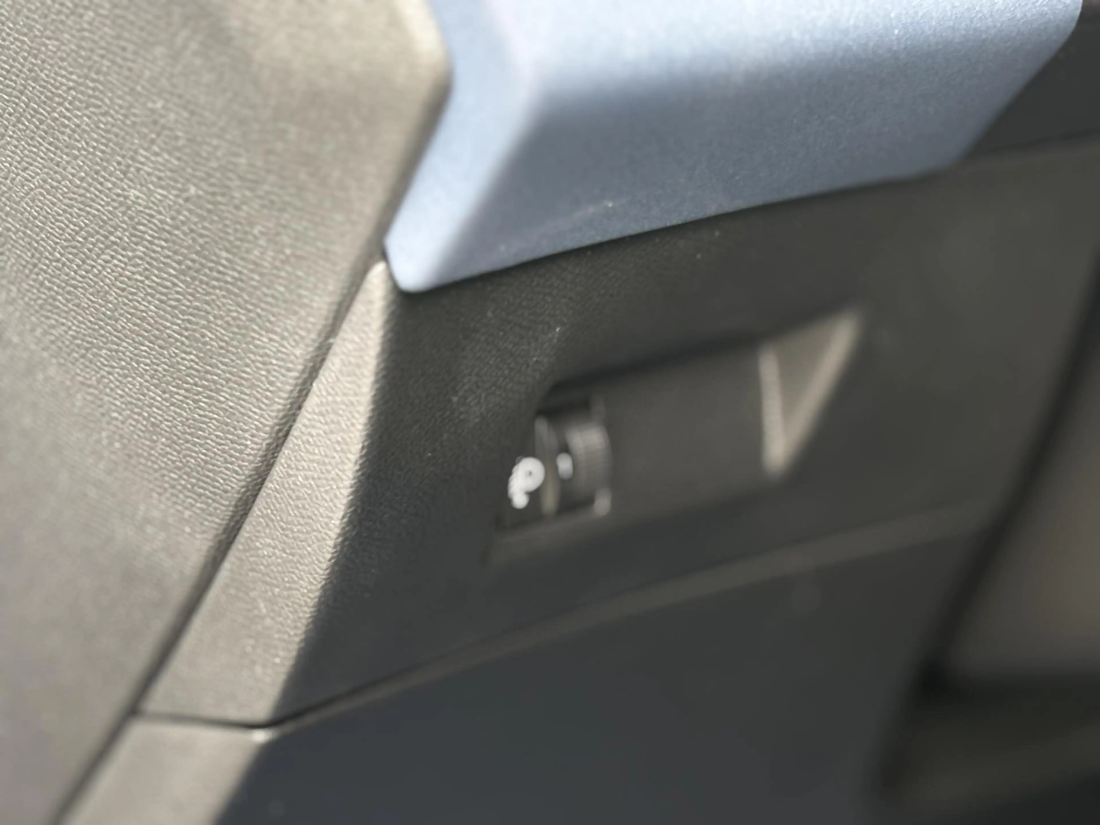 Lancia Ypsilon Edizione Limitata Cassina Navigatie | Apple carpla — photo 24