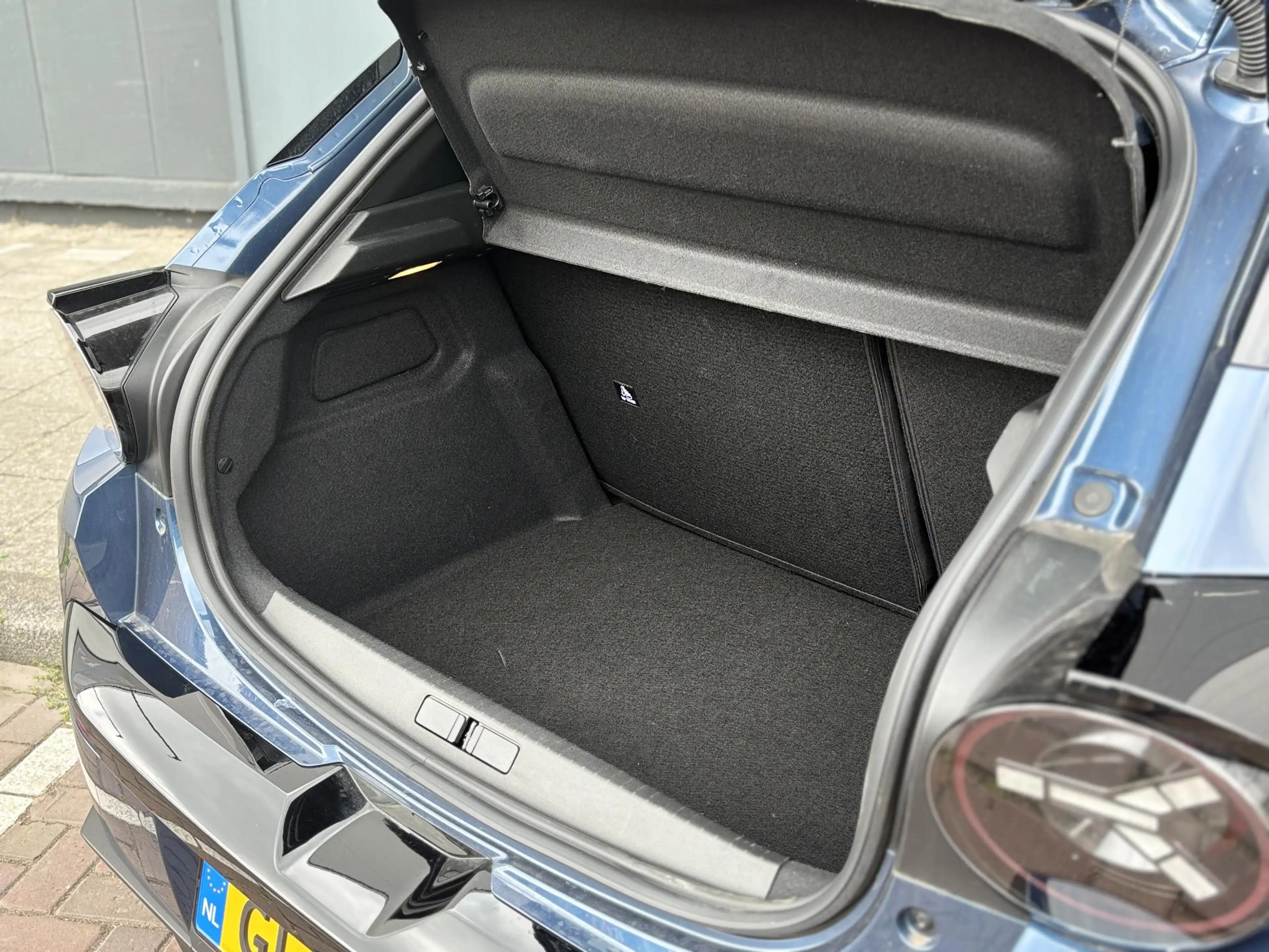 Lancia Ypsilon Edizione Limitata Cassina Navigatie | Apple carpla — photo 14