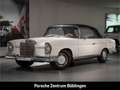 Mercedes-Benz 220 SE b Cabriolet W111 Oldtimer 28.100 km Weiß - thumbnail 1