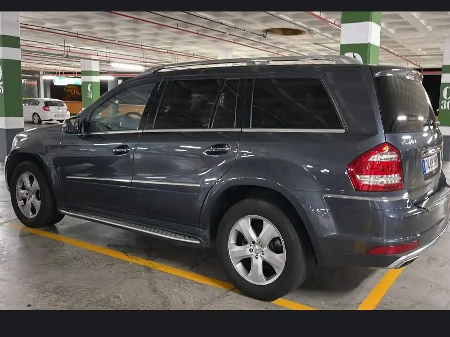 Mercedes-Benz GL 450 GL 450 4MATIC Aut. Gris - 2