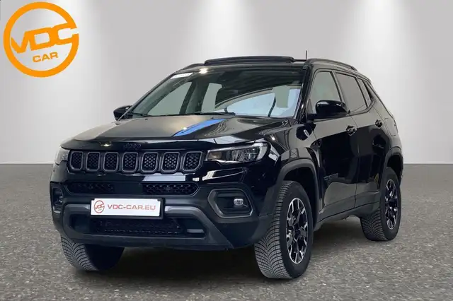 Jeep Compass TRAILHAWK 4XE PHEV 240 PK PK PANO