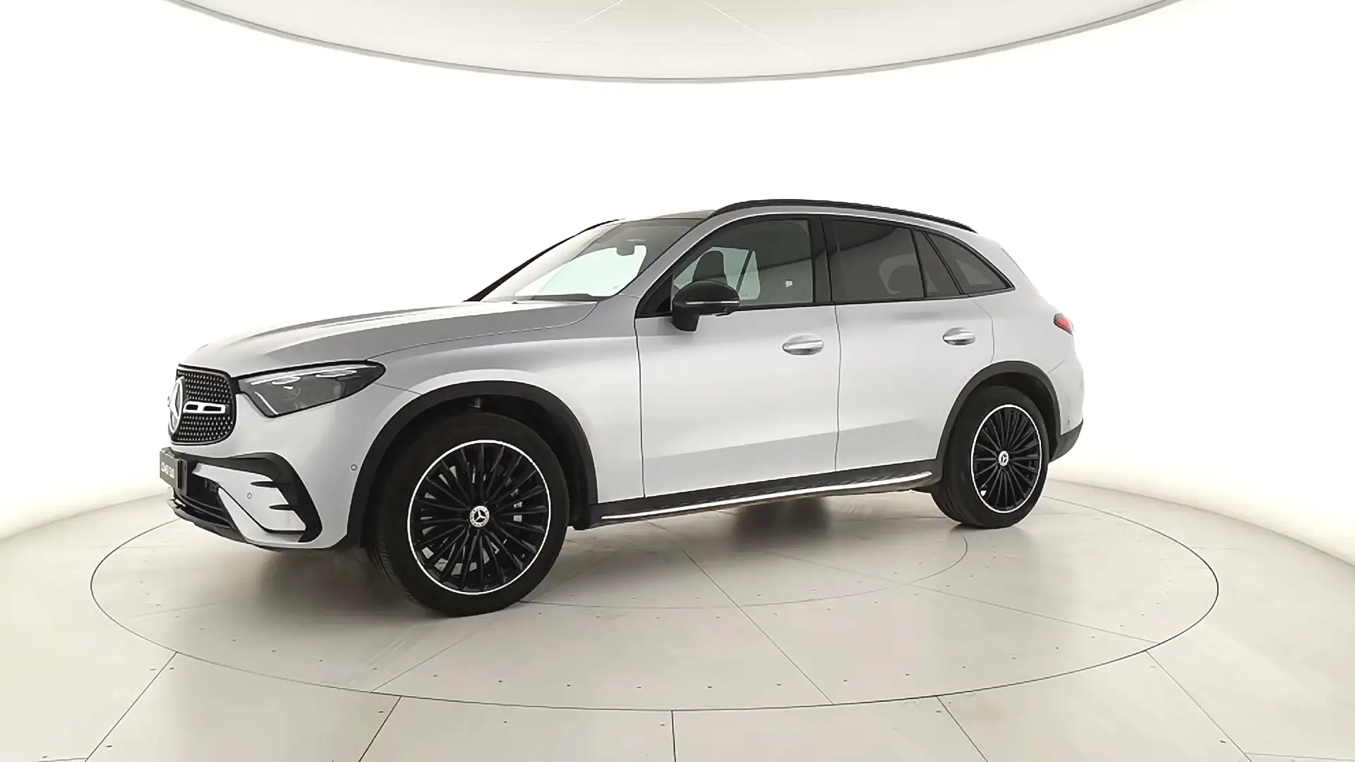 Mercedes-Benz GLC 220 220 d AMG Premium Plus 4matic auto Argento - 2