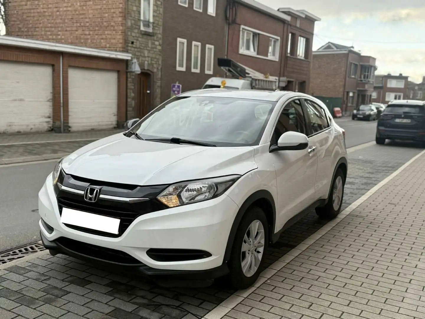 Honda HR-V 1.6 i-DTEC Executive - 1