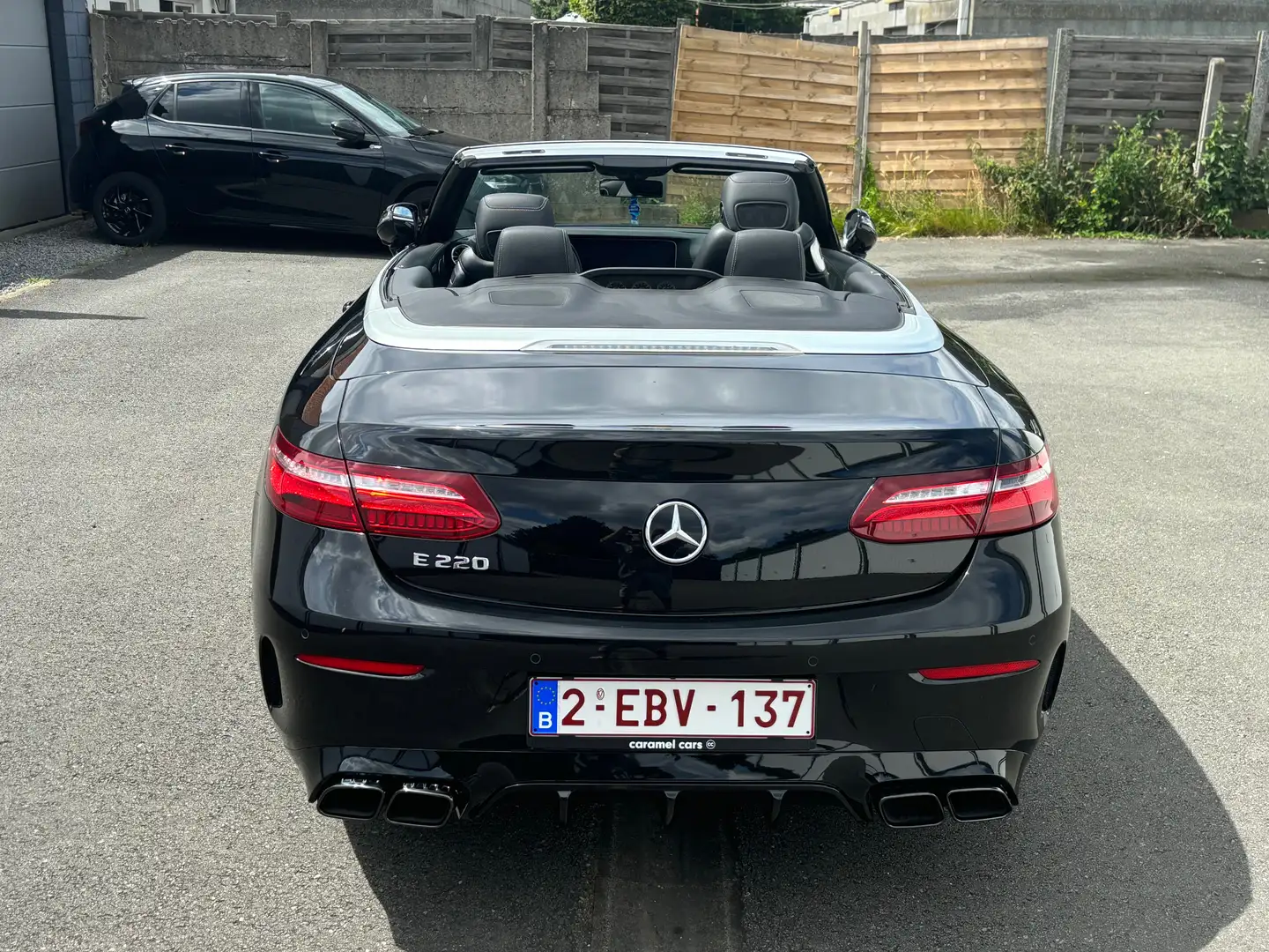 Mercedes-Benz E 220 E 220 d Cabrio 9G-TRONIC Avantgarde Zwart - 2