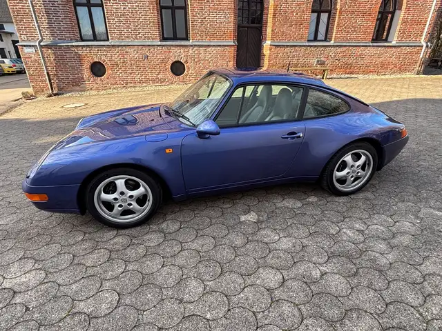 Porsche 993 Carrera Coupé Deutsch