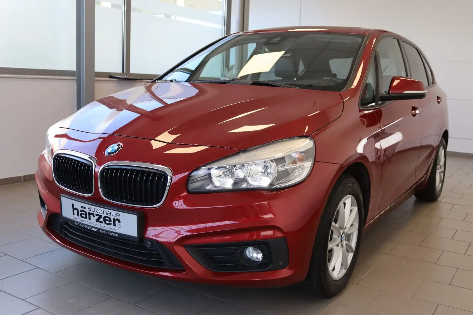 BMW 218 i Active Tourer *Navi*AHK*Pano*PDC*Leder*Temp Rood - 2
