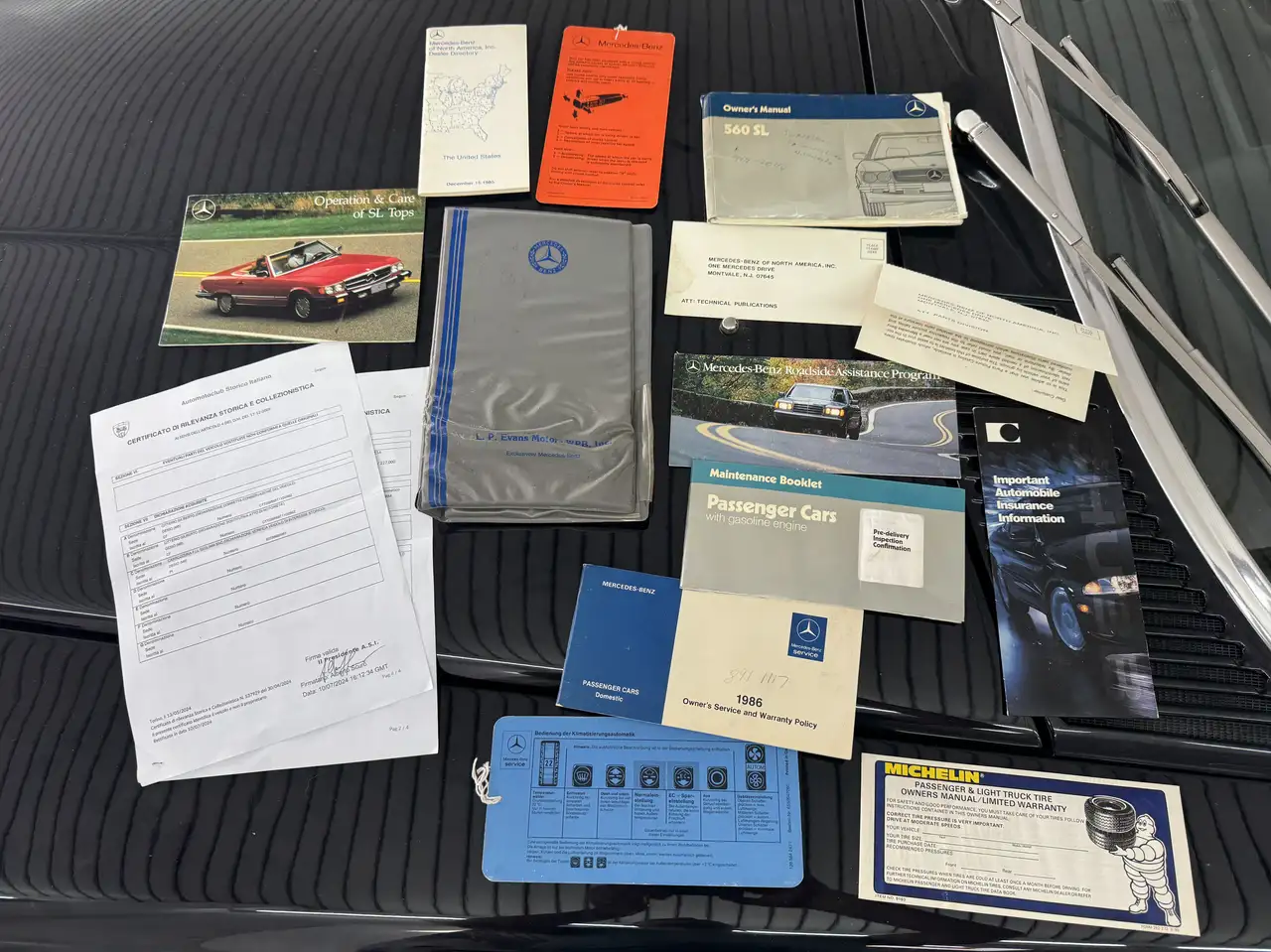 Mercedes-Benz SL 560 Service Book - ASI, foto 2