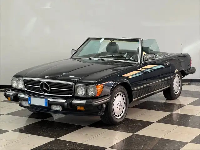 Mercedes-Benz SL 560