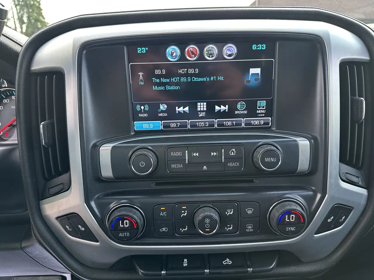 GMC Sierra 1500 photo GMC Sierra 1500