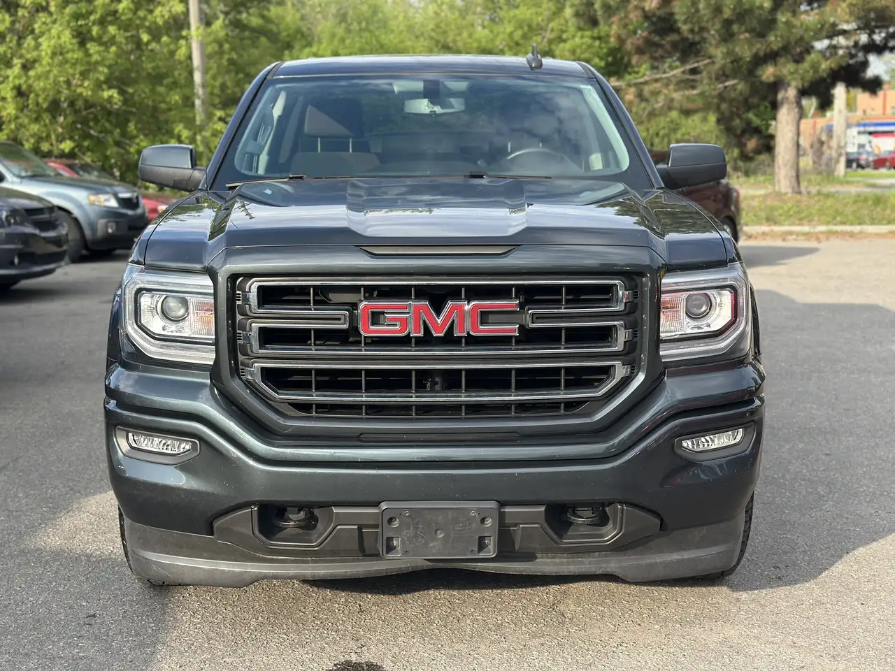 GMC Sierra 1500 photo GMC Sierra 1500