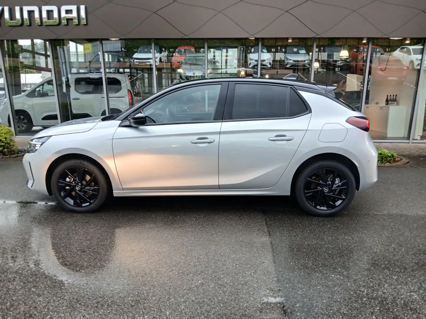 Opel Corsa 1.2 Direct Injection Turbo GS Zilver - 2