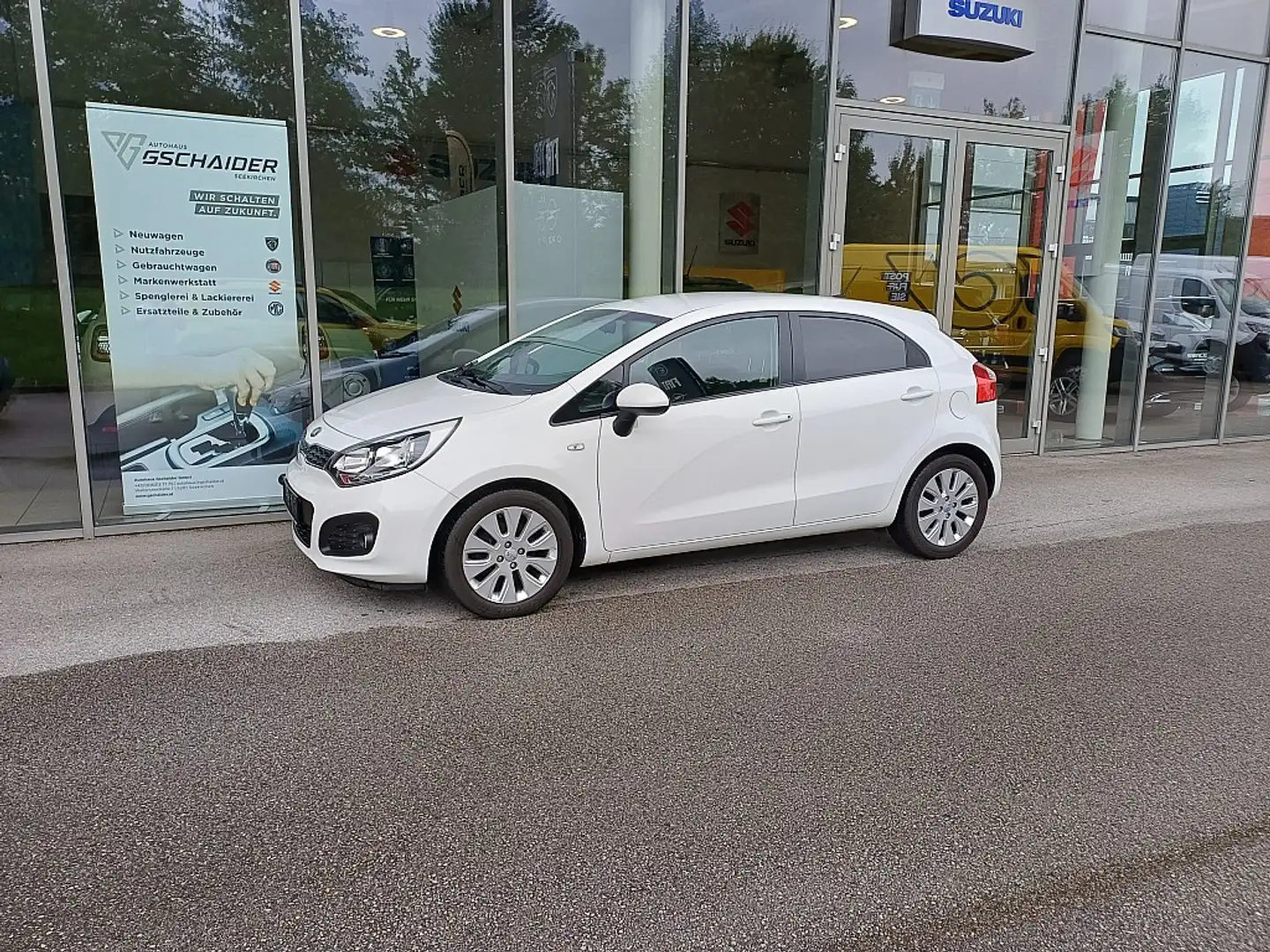 Kia Rio 1,1 CRDi Österreich Edition Weiß - 1