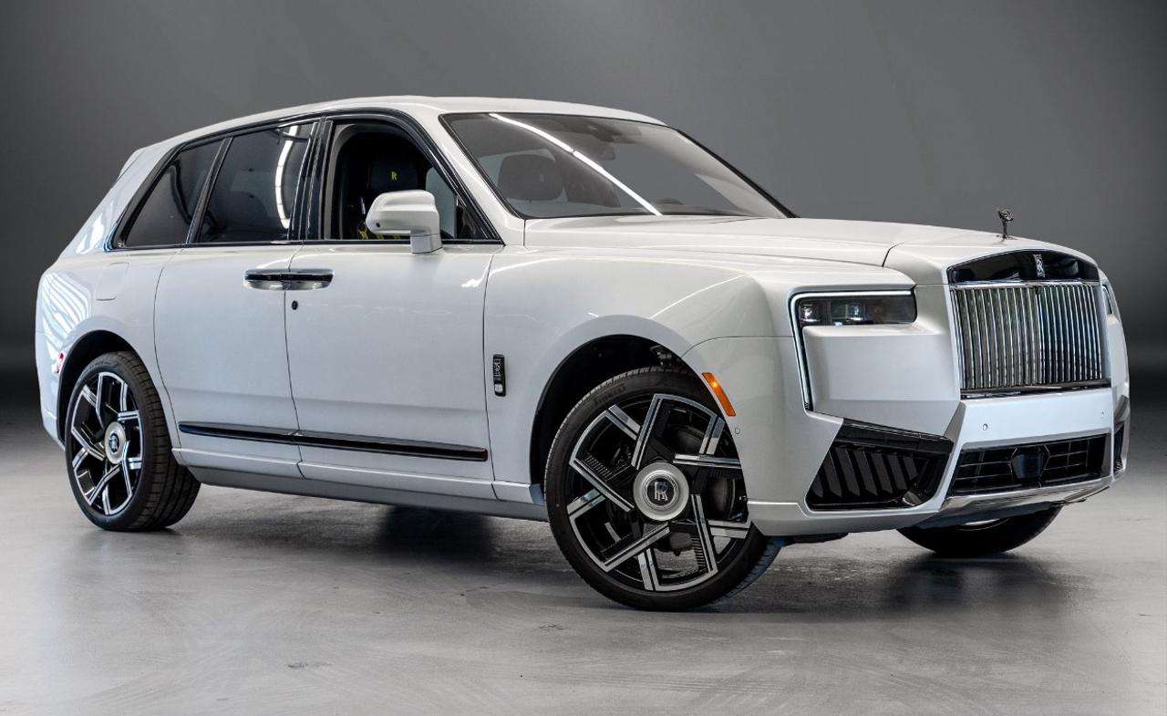 Rolls-Royce Cullinan 2025 Rolls-Royce Black Badge Cullinan NEW CAR