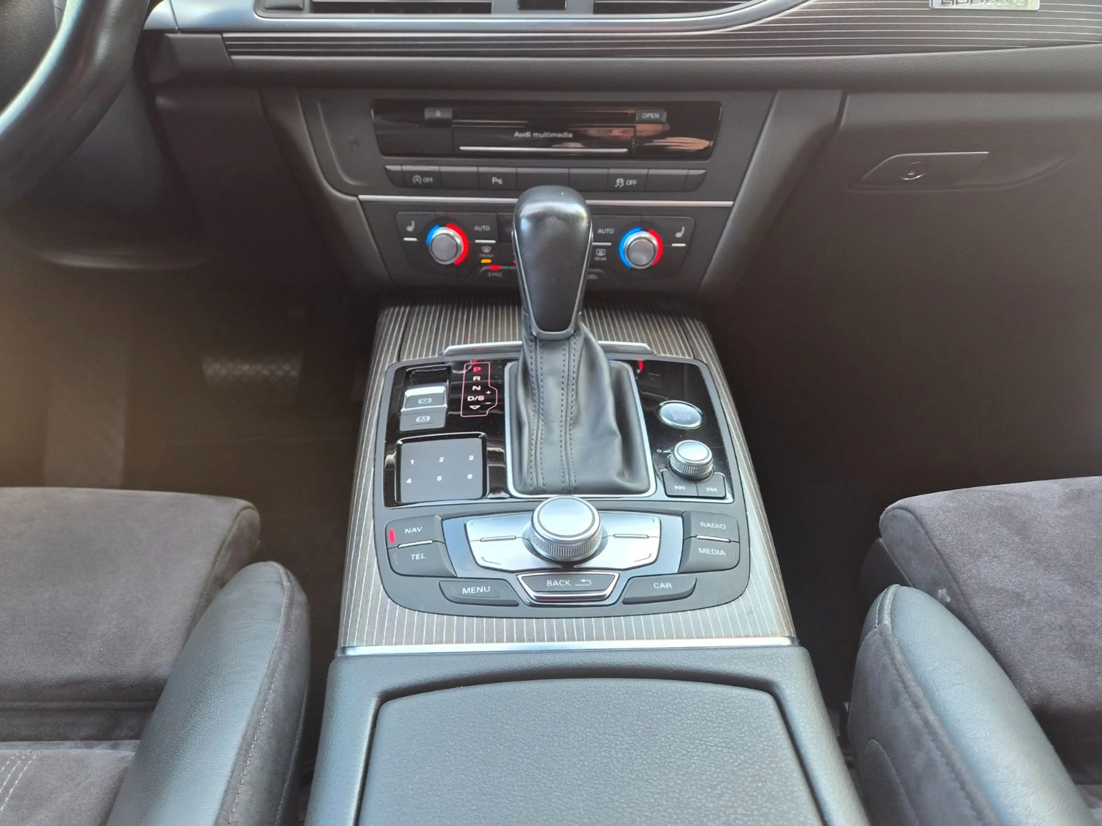 Audi A6 Avant 3.0 TDI clean diesel quattro — photo 14