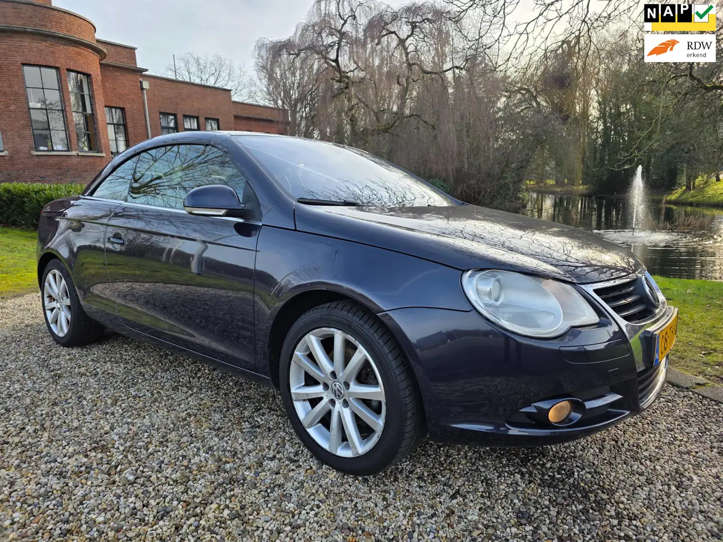 Volkswagen Eos 2.0-16v FSI dak defect *apk:06-2026* Blau - 1