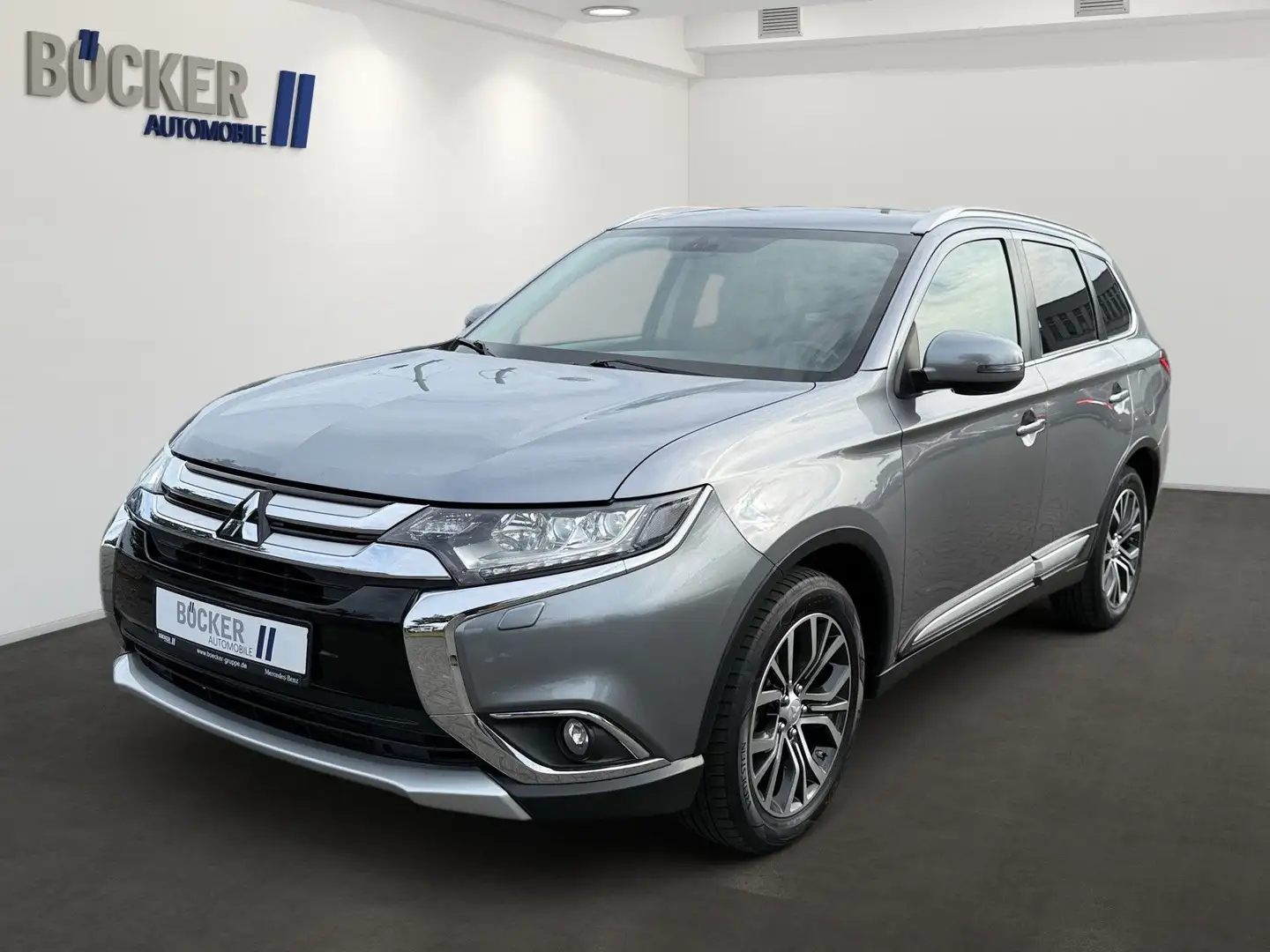 Mitsubishi Outlander 2.2 DI-D SUV-Star+ 4WD AHK 8-FACH NAVI Grau - 1