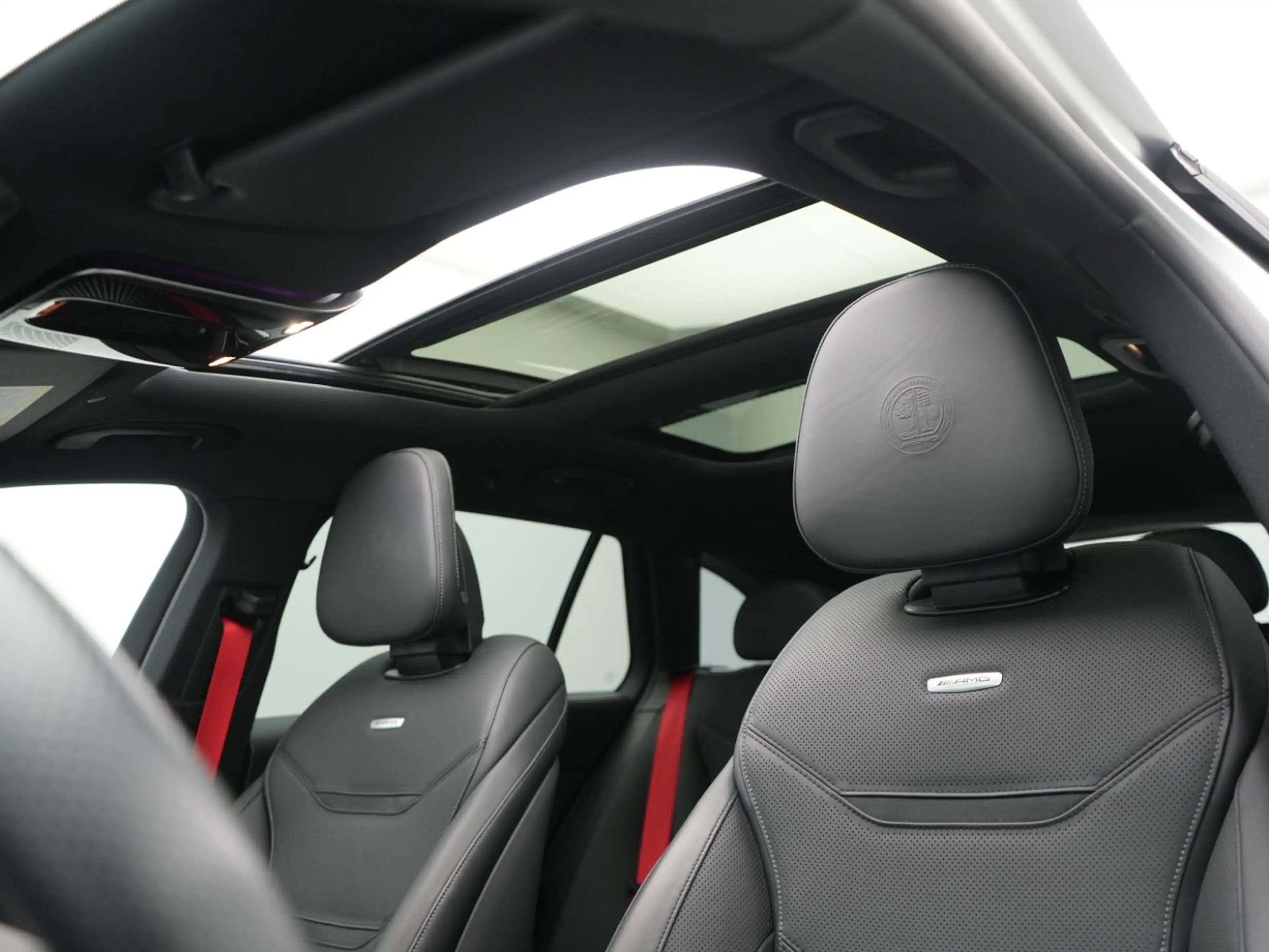 Mercedes-Benz C 43 AMG 4M JUNGESTERNE+HEADUP+PANO+360KAM — photo 14